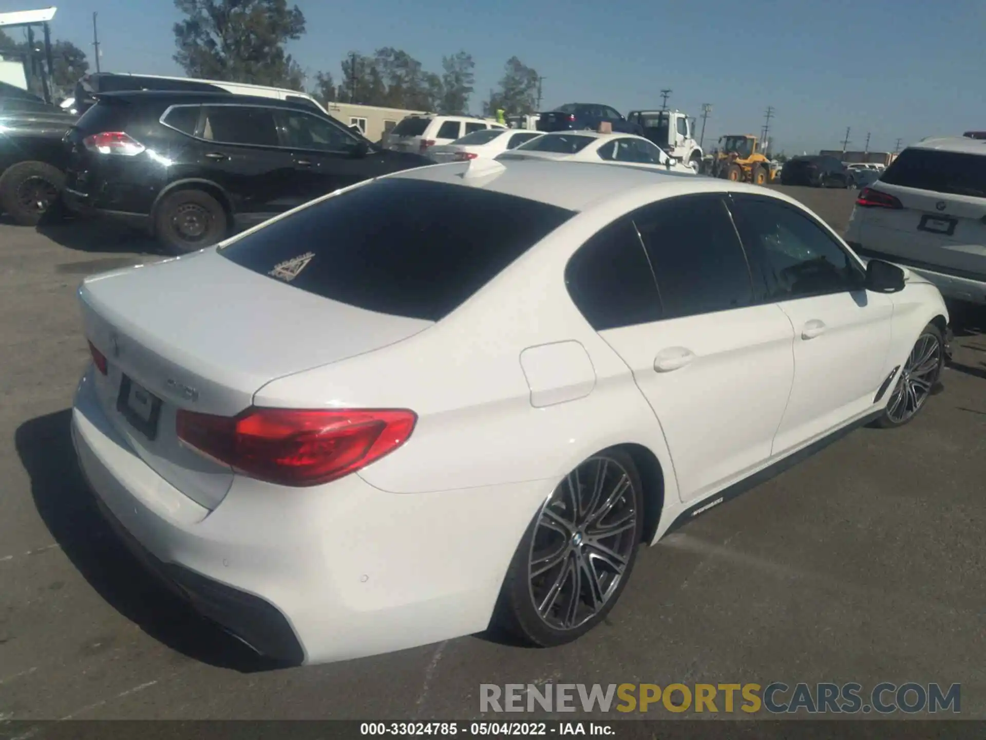 4 Photograph of a damaged car WBAJE5C5XKWW13198 BMW 5 SERIES 2019