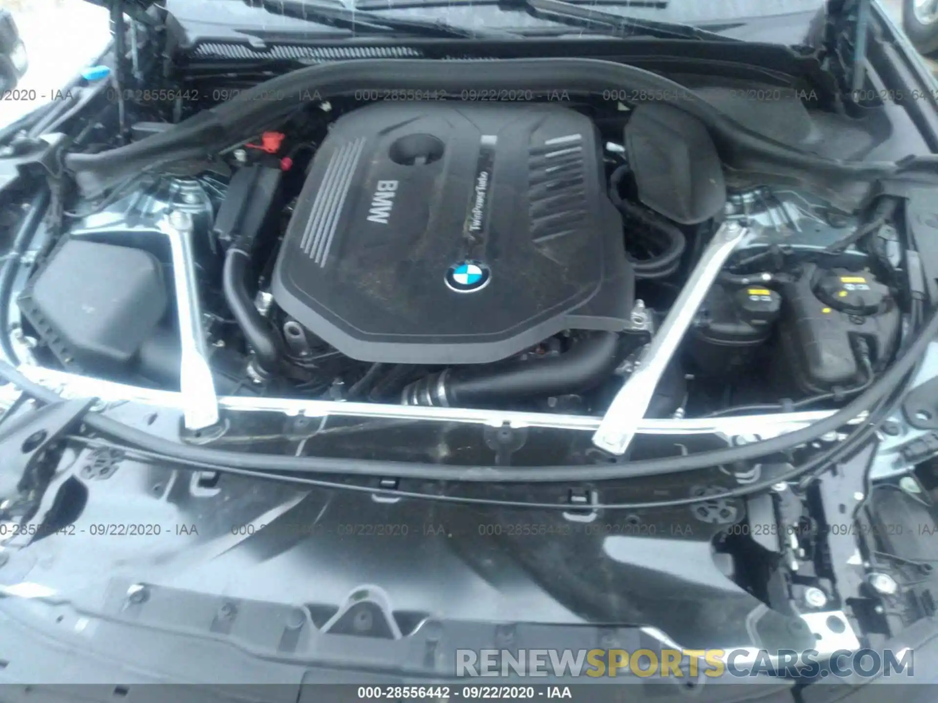 10 Photograph of a damaged car WBAJE5C5XKWW17588 BMW 5 SERIES 2019