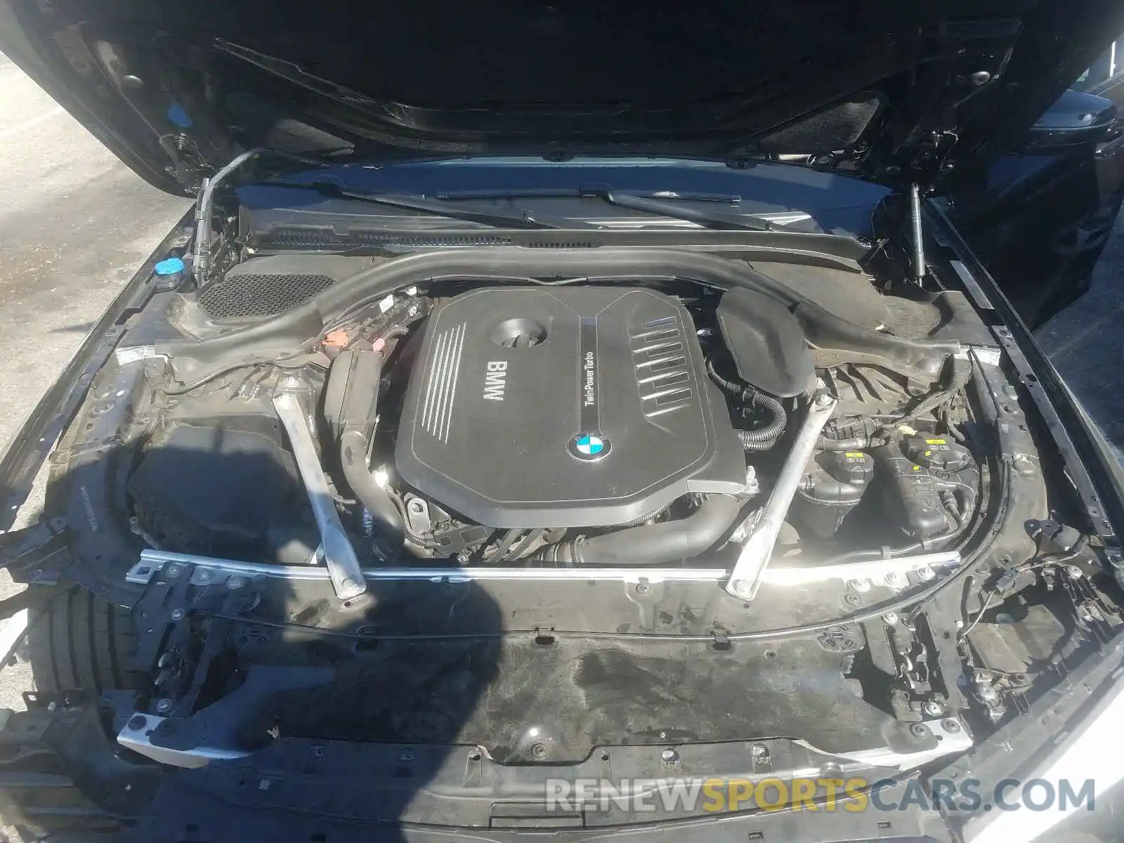 7 Фотография поврежденного автомобиля WBAJE5C5XKWW19549 BMW 5 SERIES 2019