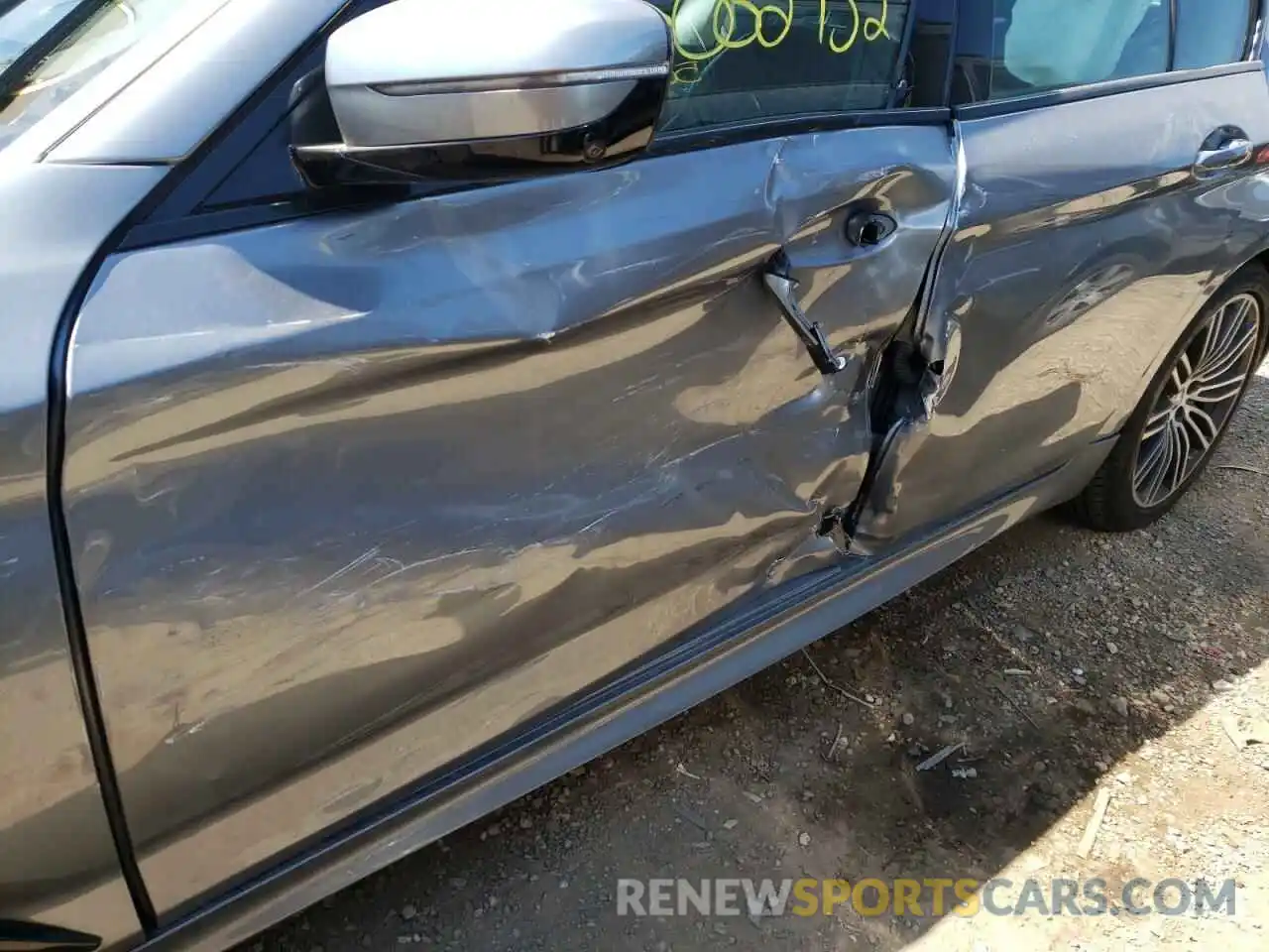 9 Photograph of a damaged car WBAJE7C50KWD53893 BMW 5 SERIES 2019