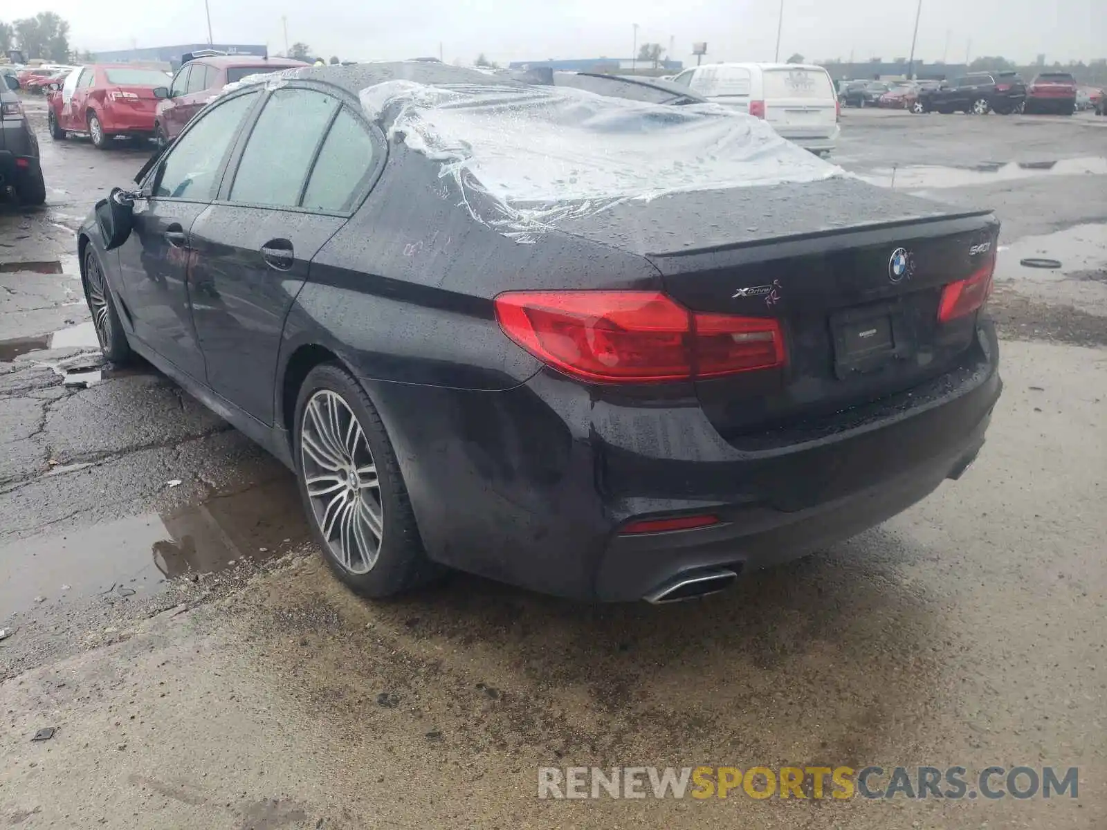 3 Фотография поврежденного автомобиля WBAJE7C50KWD55238 BMW 5 SERIES 2019