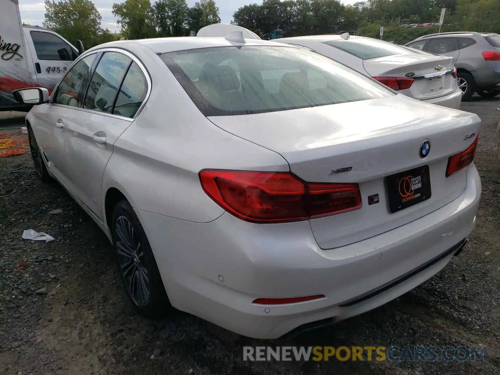 3 Photograph of a damaged car WBAJE7C50KWD55448 BMW 5 SERIES 2019