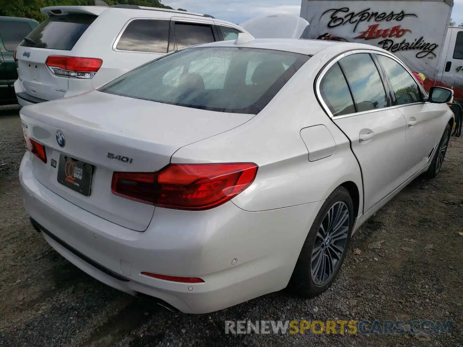 4 Photograph of a damaged car WBAJE7C50KWD55448 BMW 5 SERIES 2019