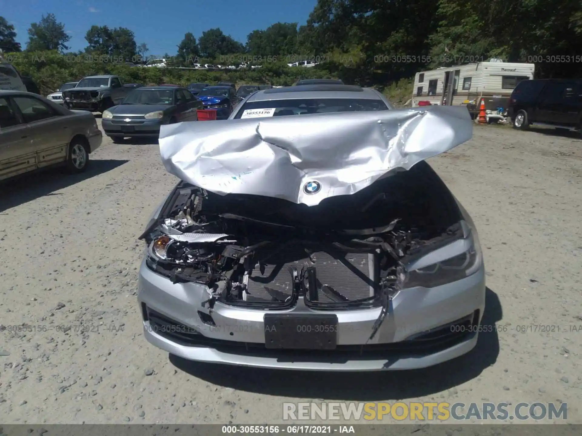 6 Photograph of a damaged car WBAJE7C50KWD55689 BMW 5 SERIES 2019