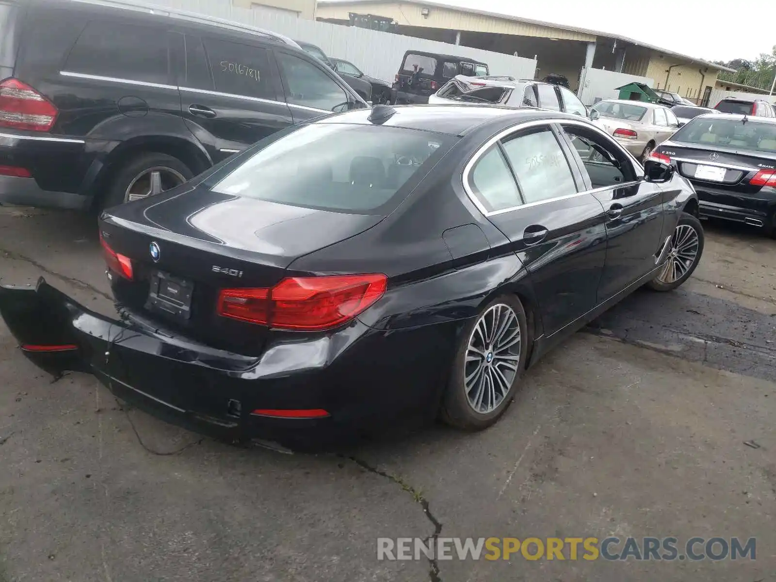 4 Photograph of a damaged car WBAJE7C50KWW10340 BMW 5 SERIES 2019