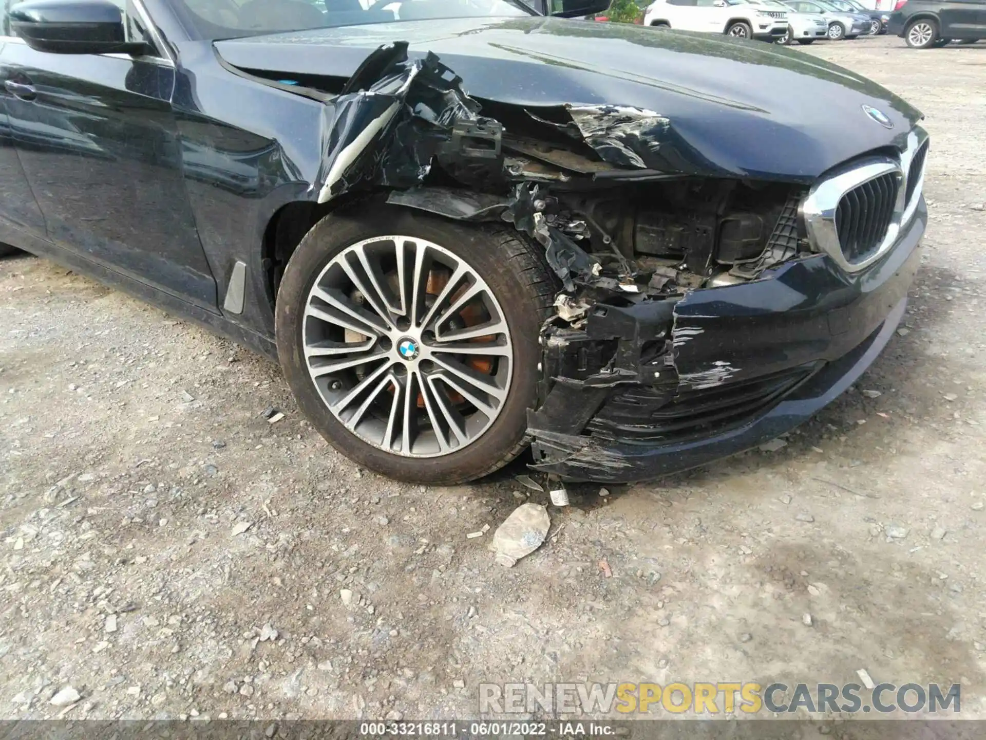 6 Photograph of a damaged car WBAJE7C50KWW22861 BMW 5 SERIES 2019