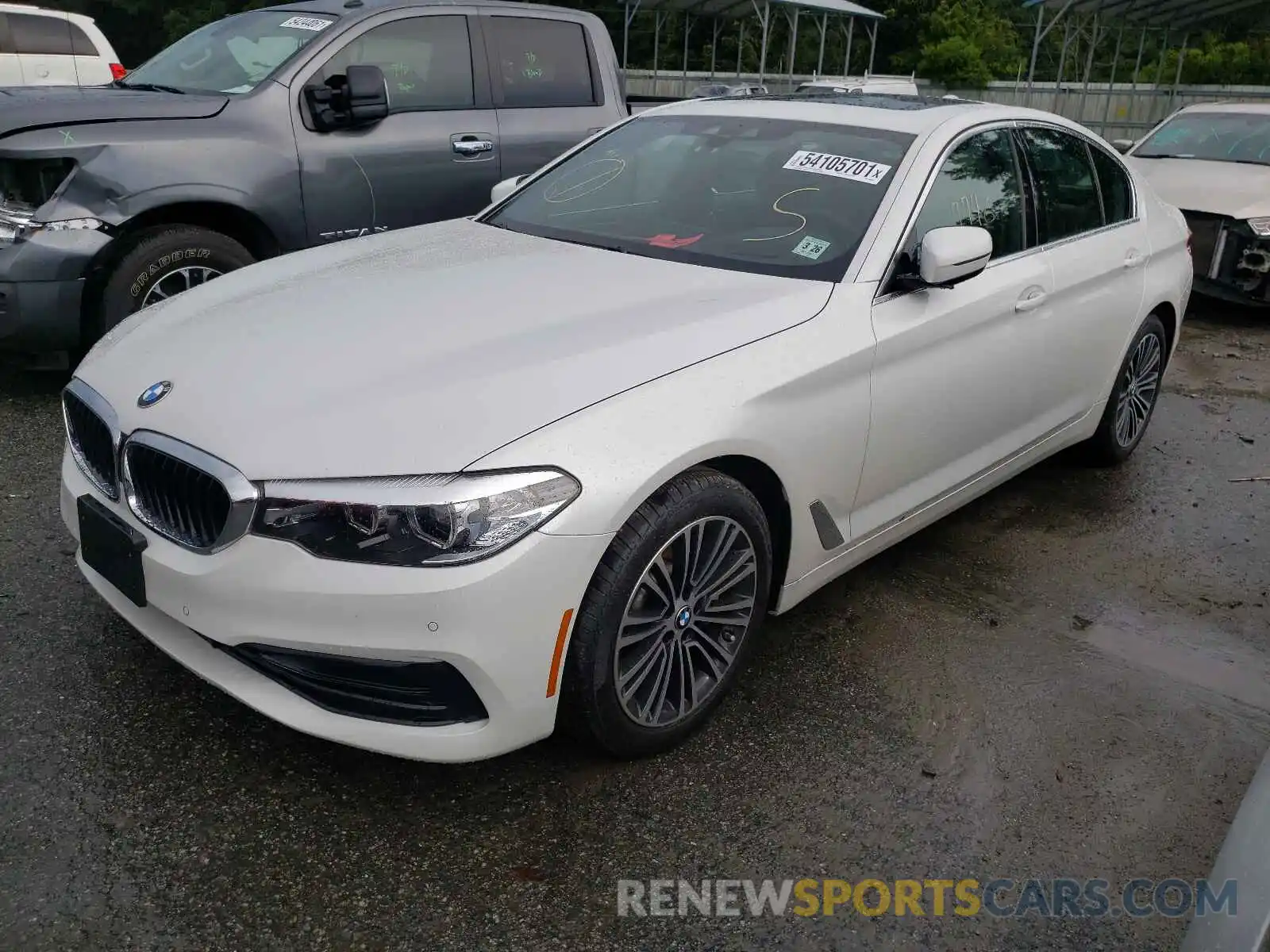 2 Photograph of a damaged car WBAJE7C50KWW42690 BMW 5 SERIES 2019