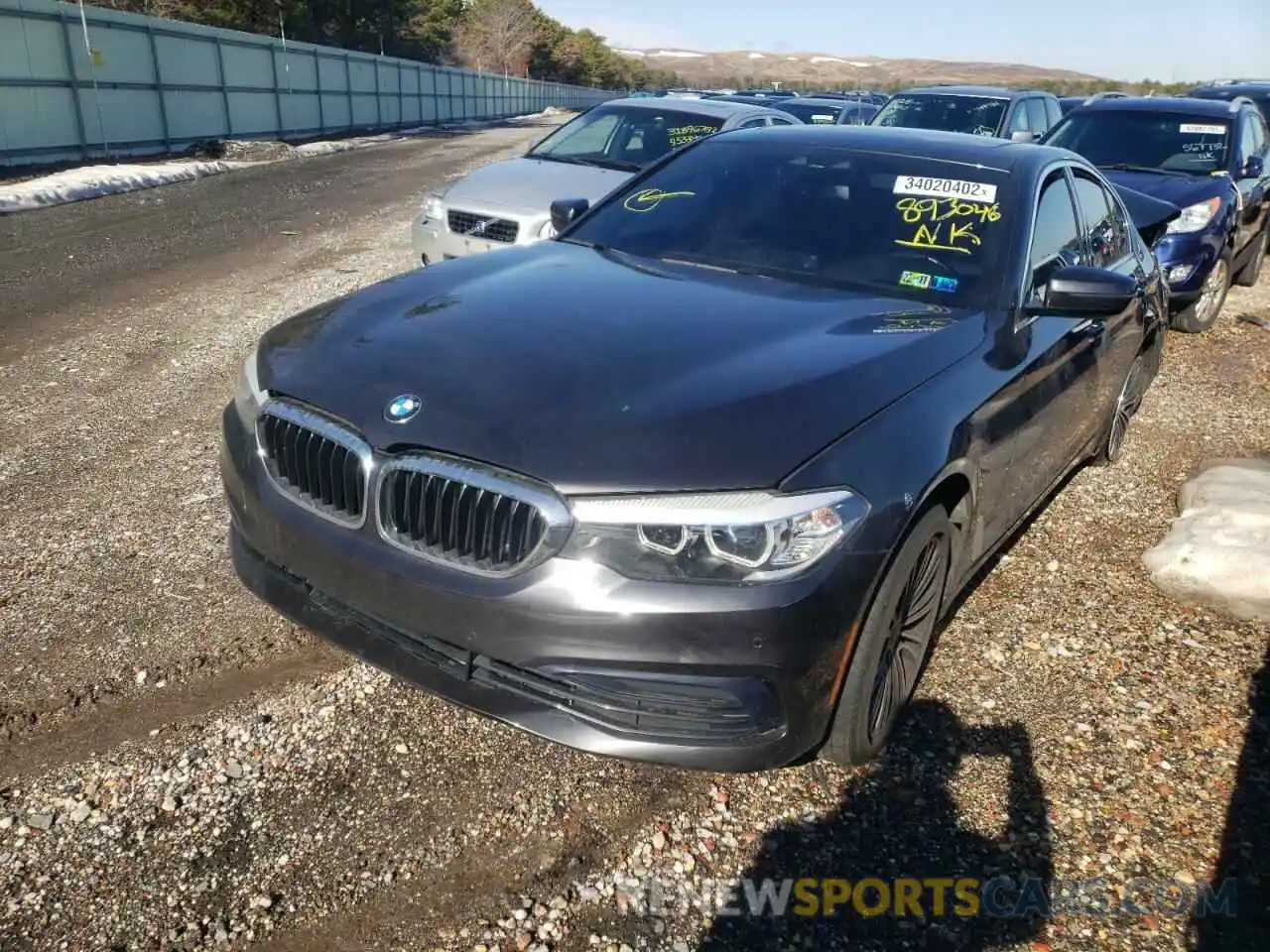 2 Photograph of a damaged car WBAJE7C51KG893048 BMW 5 SERIES 2019