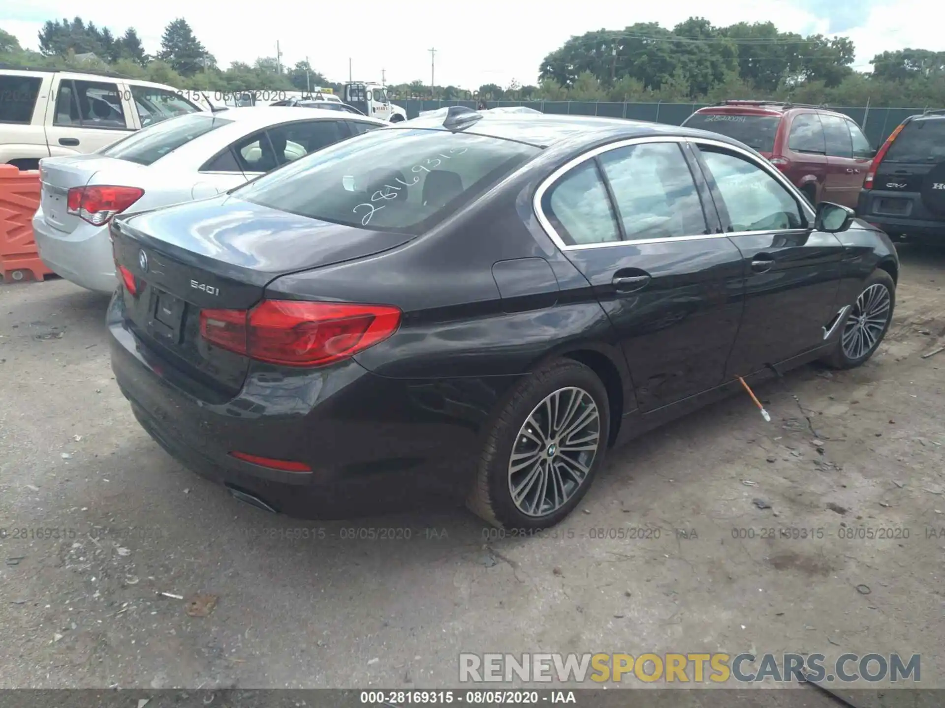 4 Photograph of a damaged car WBAJE7C51KWW22688 BMW 5 SERIES 2019