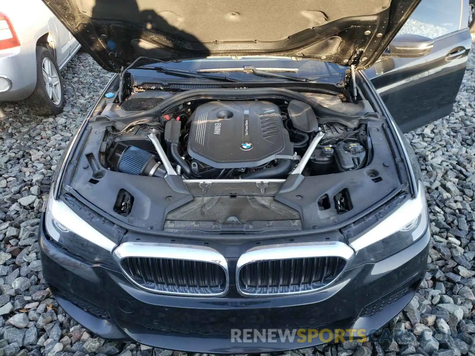 7 Photograph of a damaged car WBAJE7C52KG892958 BMW 5 SERIES 2019