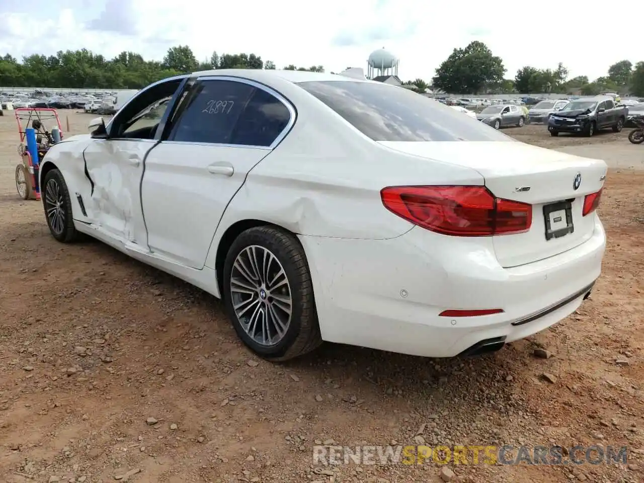 3 Photograph of a damaged car WBAJE7C52KWD53880 BMW 5 SERIES 2019