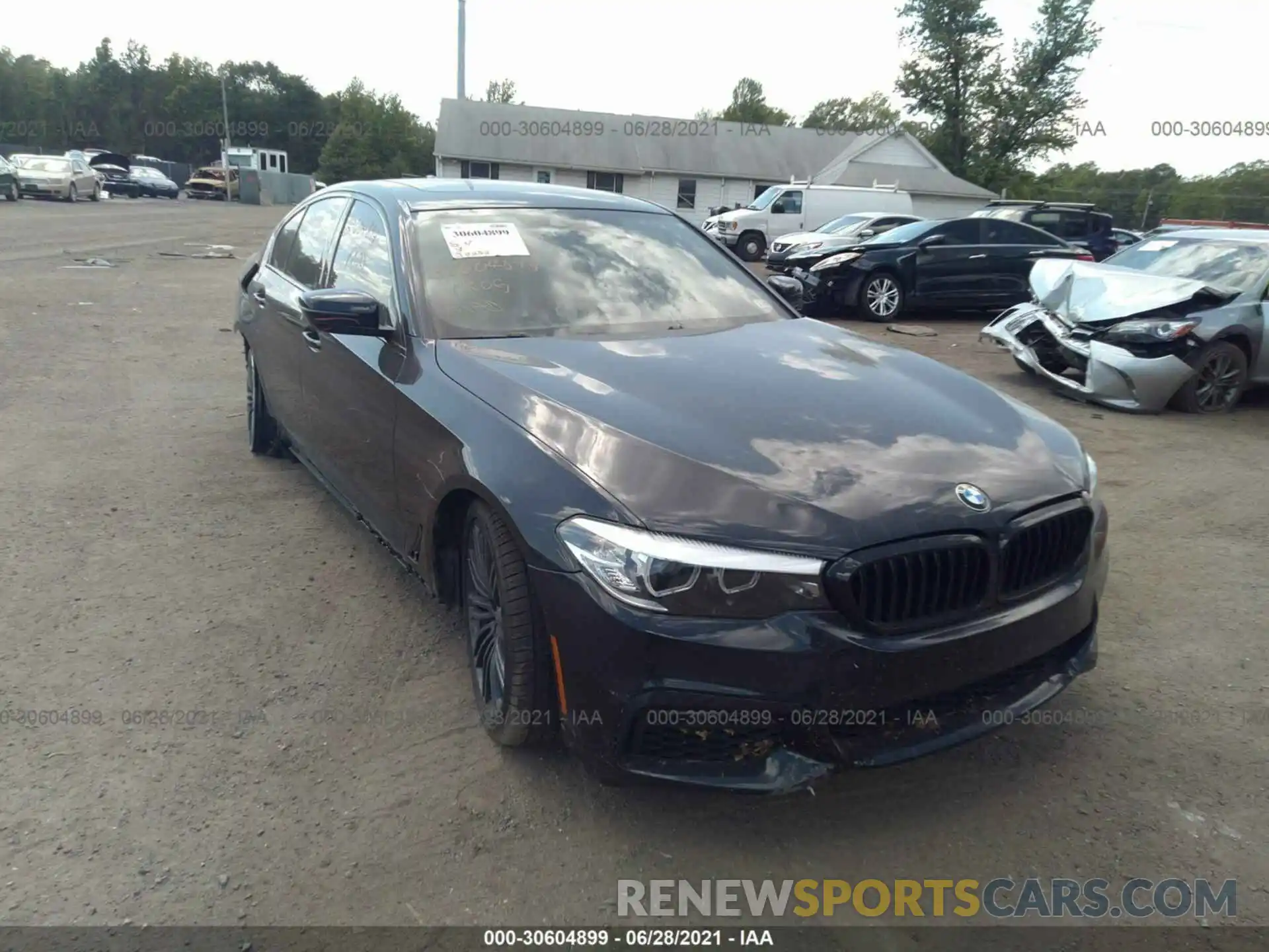 1 Photograph of a damaged car WBAJE7C52KWD55368 BMW 5 SERIES 2019