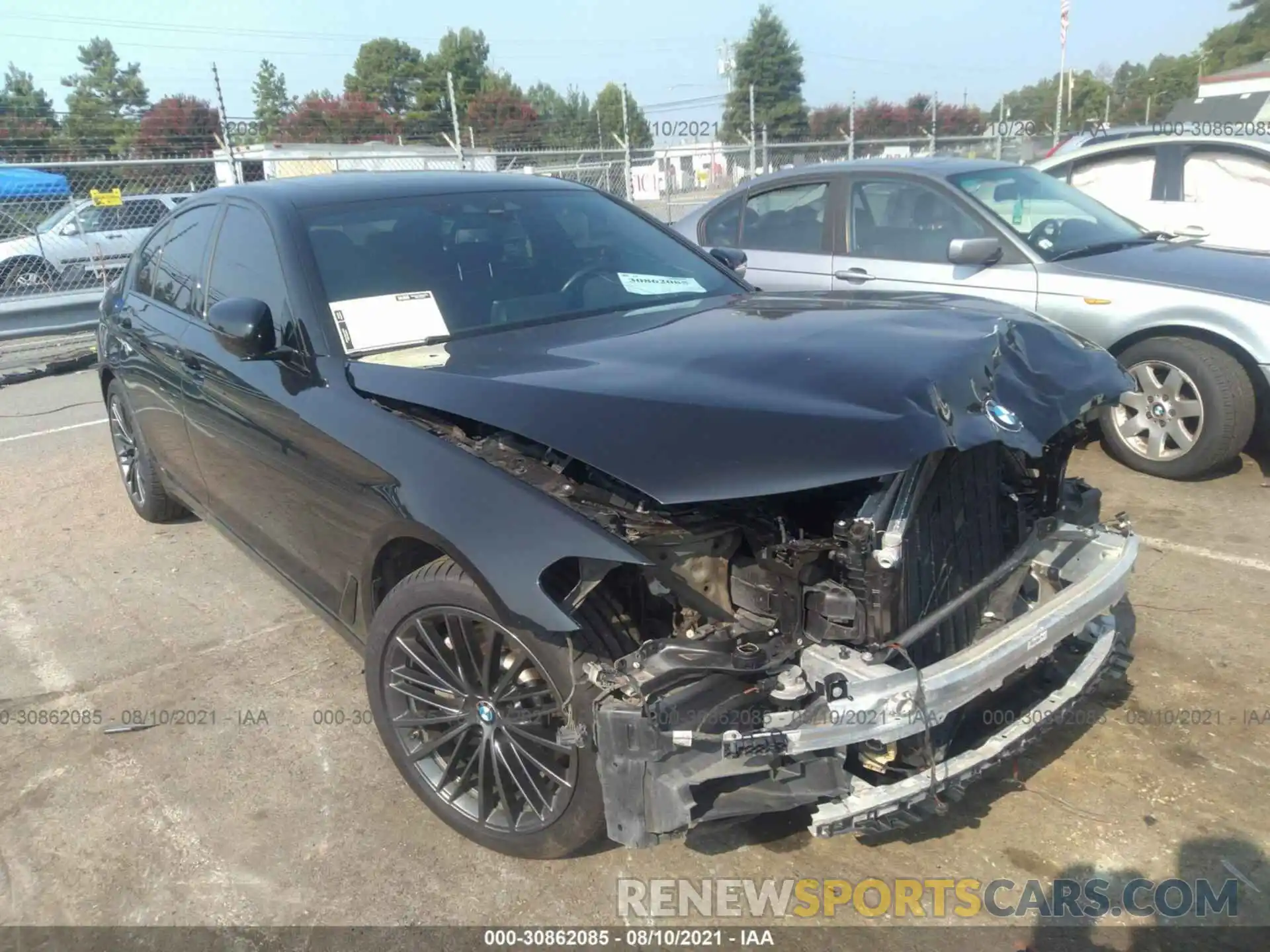 1 Photograph of a damaged car WBAJE7C52KWW31092 BMW 5 SERIES 2019