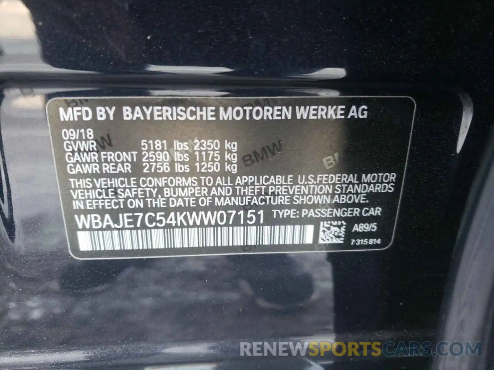 10 Photograph of a damaged car WBAJE7C54KWW07151 BMW 5 SERIES 2019