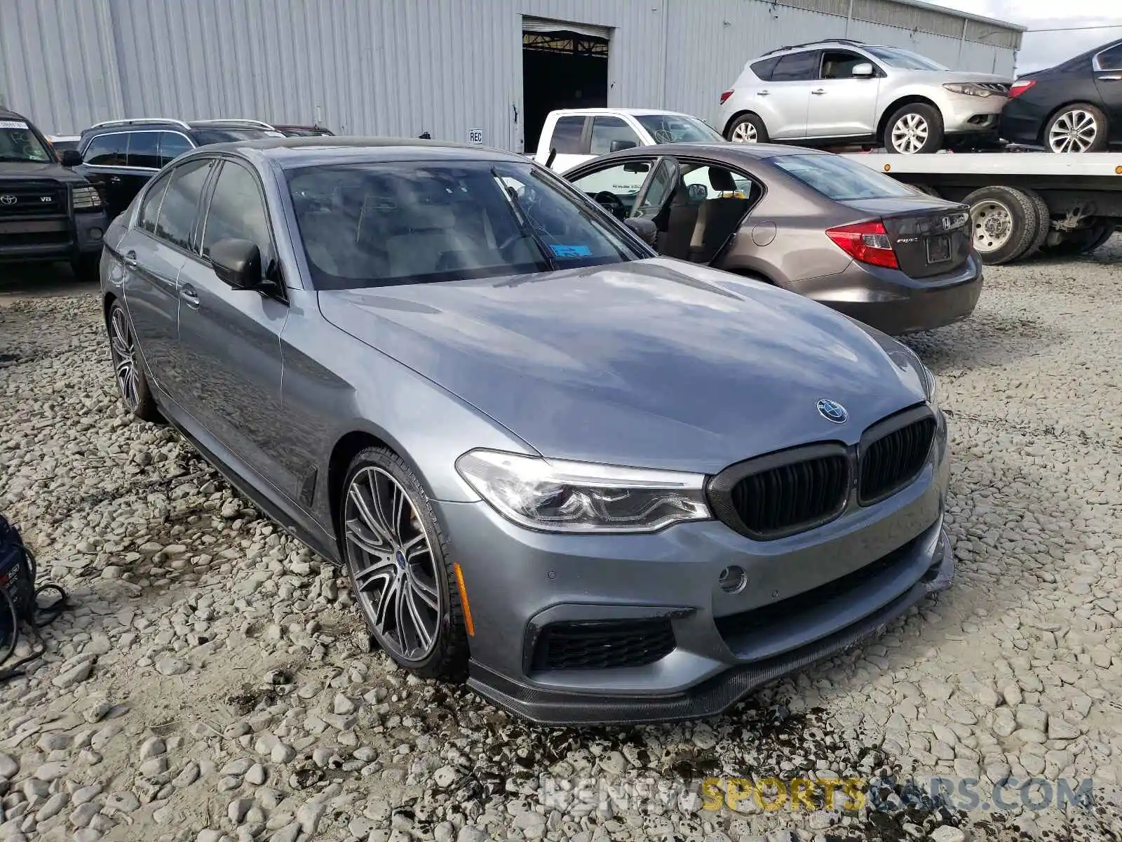 1 Photograph of a damaged car WBAJE7C54KWW07702 BMW 5 SERIES 2019