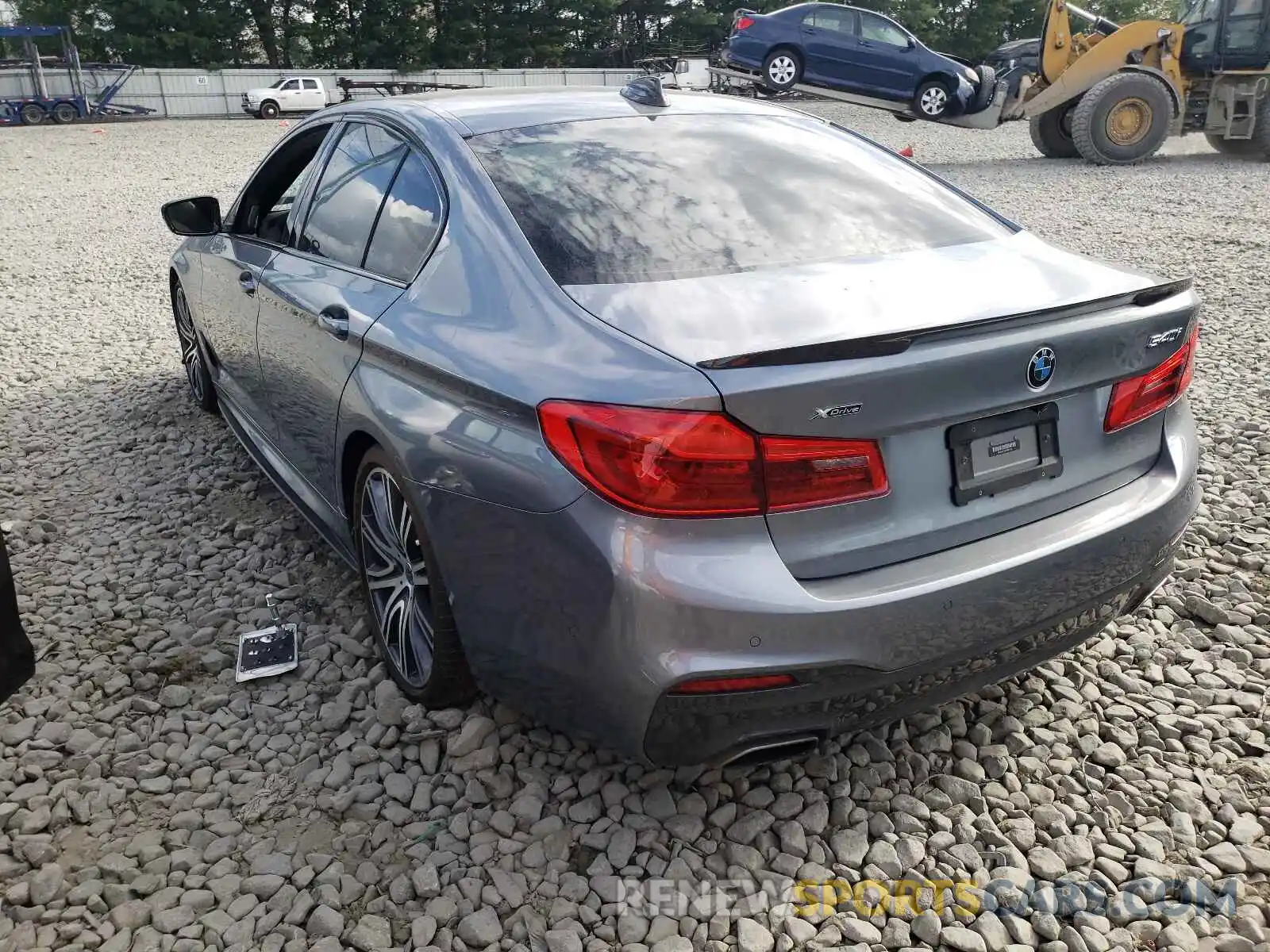 3 Фотография поврежденного автомобиля WBAJE7C54KWW07702 BMW 5 SERIES 2019