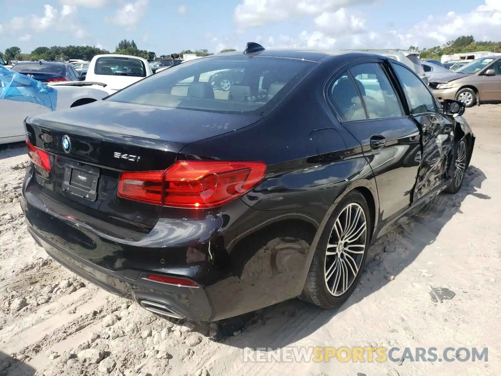 4 Photograph of a damaged car WBAJE7C54KWW08378 BMW 5 SERIES 2019