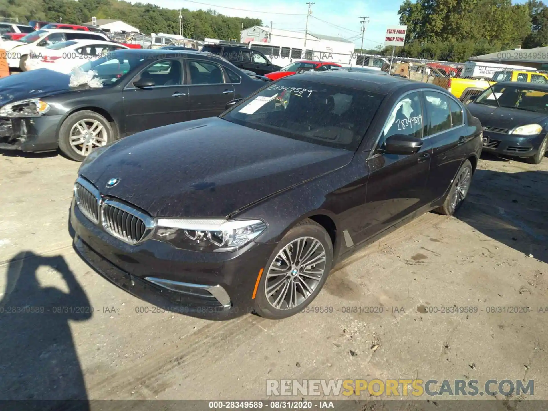 2 Photograph of a damaged car WBAJE7C54KWW28064 BMW 5 SERIES 2019