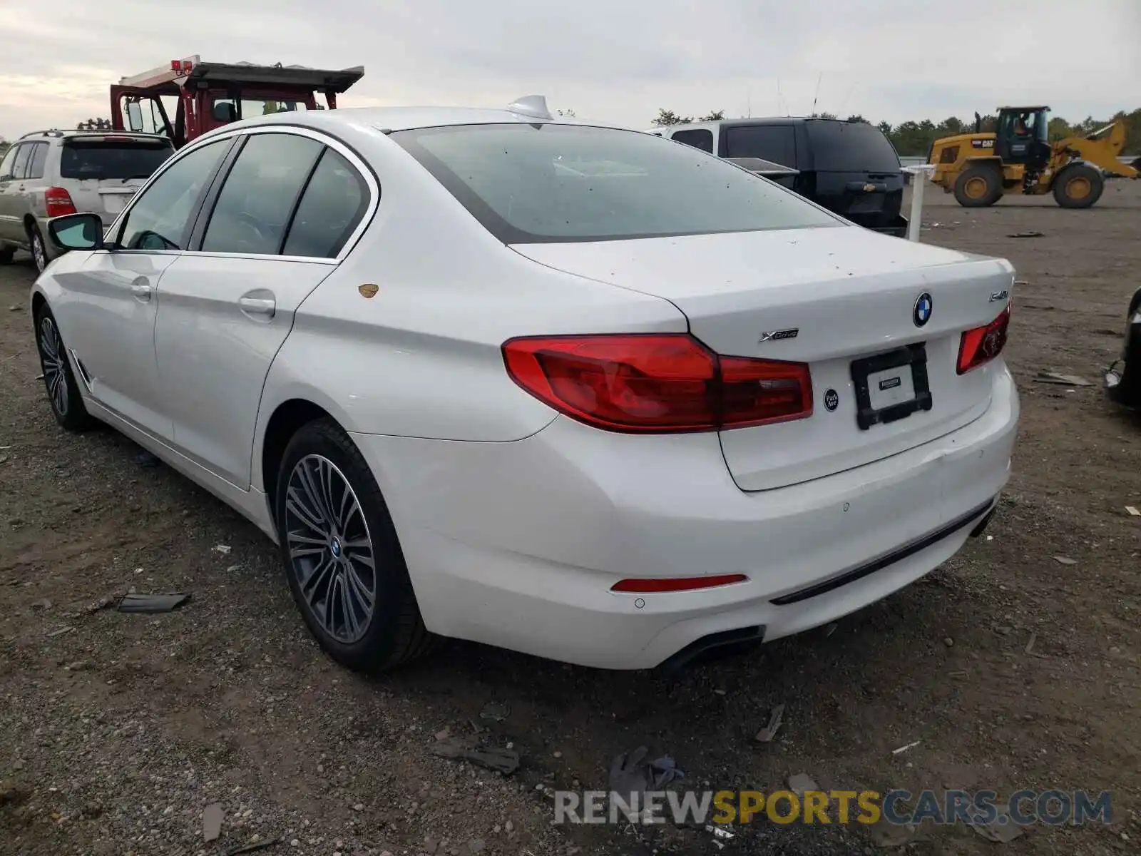 3 Фотография поврежденного автомобиля WBAJE7C54KWW30378 BMW 5 SERIES 2019