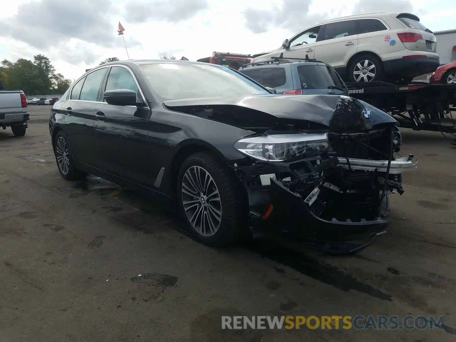 1 Photograph of a damaged car WBAJE7C54KWW38562 BMW 5 SERIES 2019