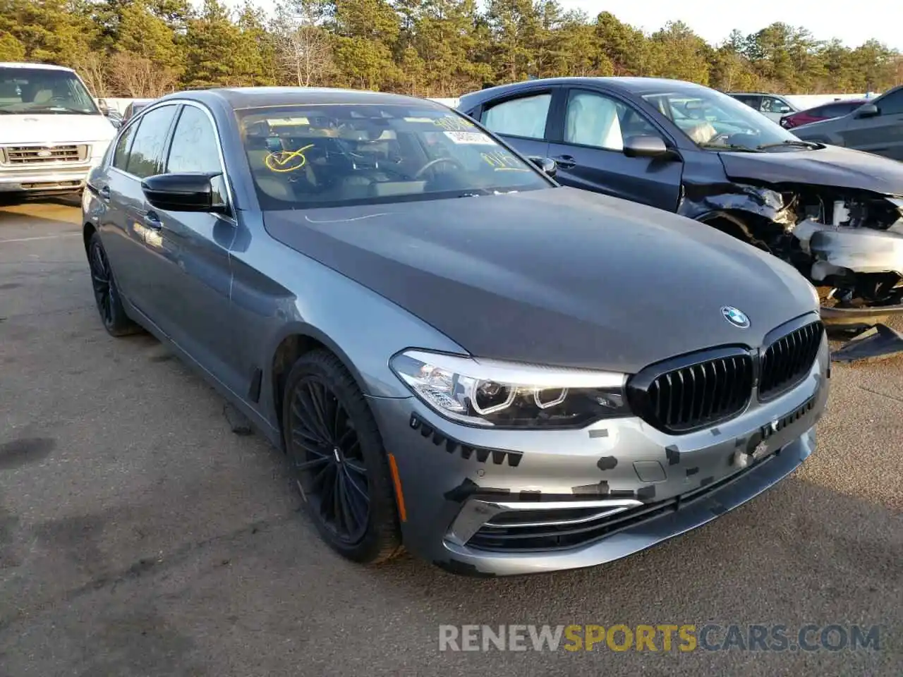 1 Photograph of a damaged car WBAJE7C55KG893182 BMW 5 SERIES 2019