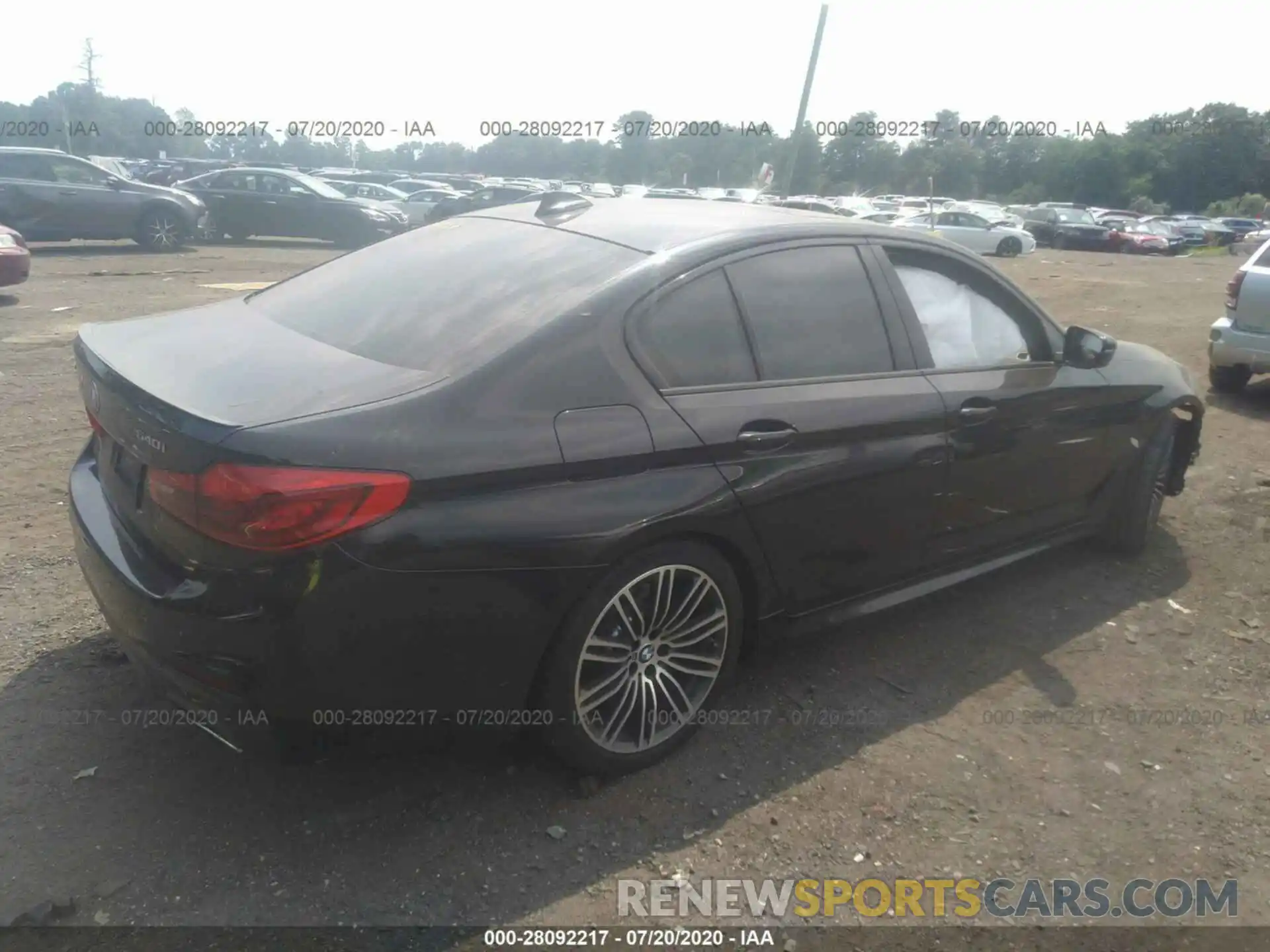 4 Photograph of a damaged car WBAJE7C55KWW12990 BMW 5 SERIES 2019