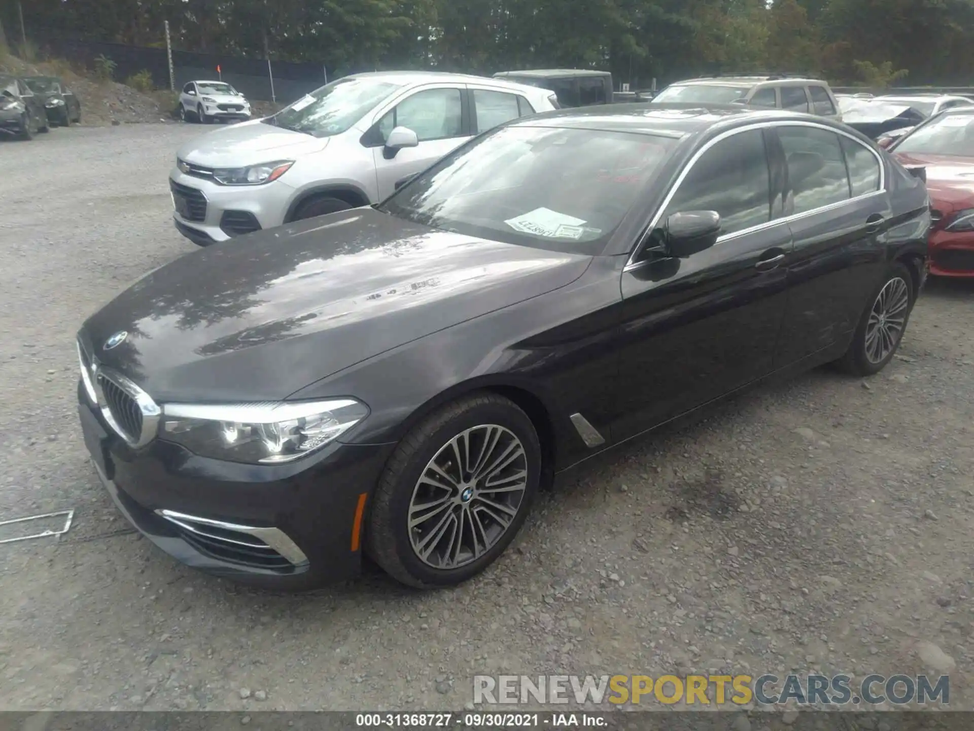 2 Photograph of a damaged car WBAJE7C55KWW16795 BMW 5 SERIES 2019