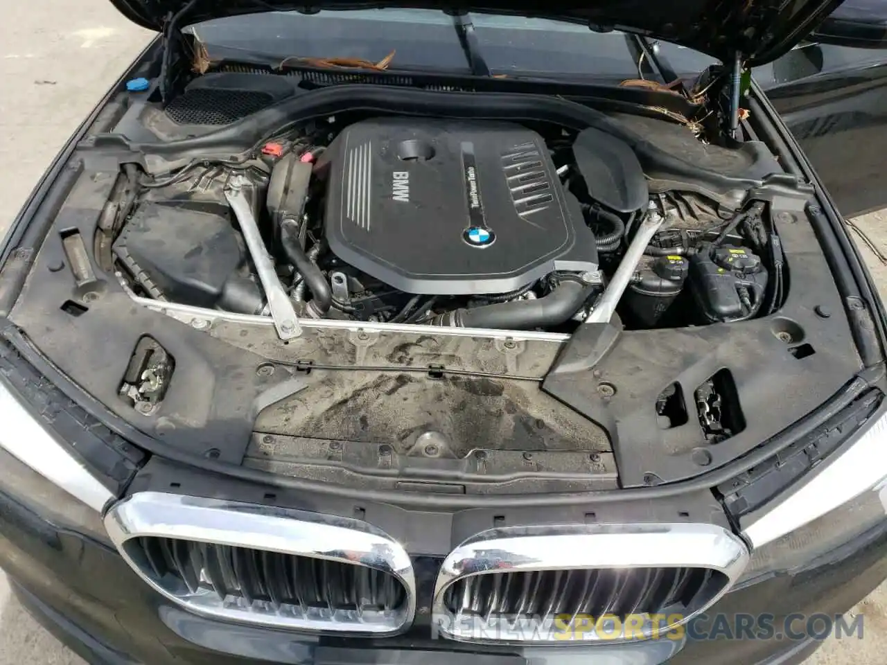 11 Фотография поврежденного автомобиля WBAJE7C55KWW35766 BMW 5 SERIES 2019