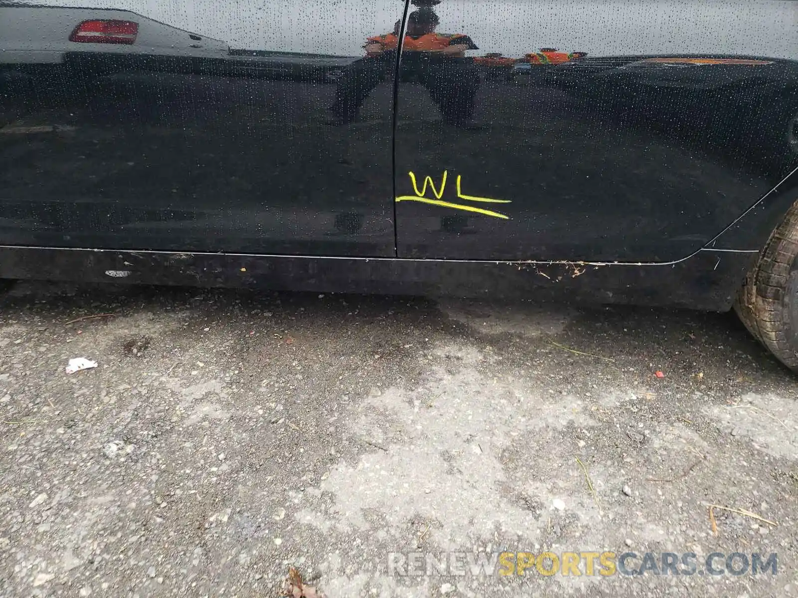 9 Photograph of a damaged car WBAJE7C55KWW44029 BMW 5 SERIES 2019