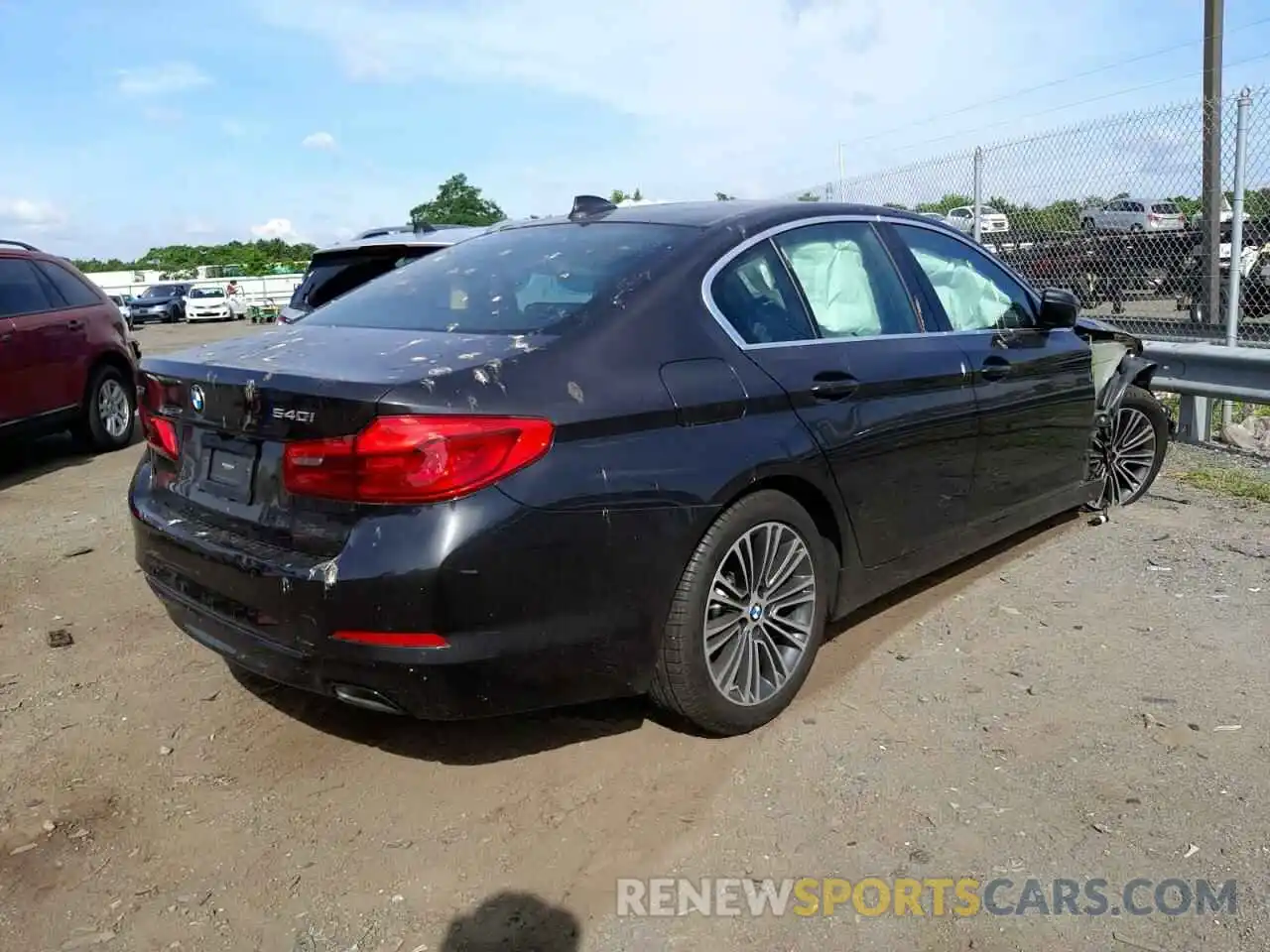 4 Photograph of a damaged car WBAJE7C56KWW41592 BMW 5 SERIES 2019