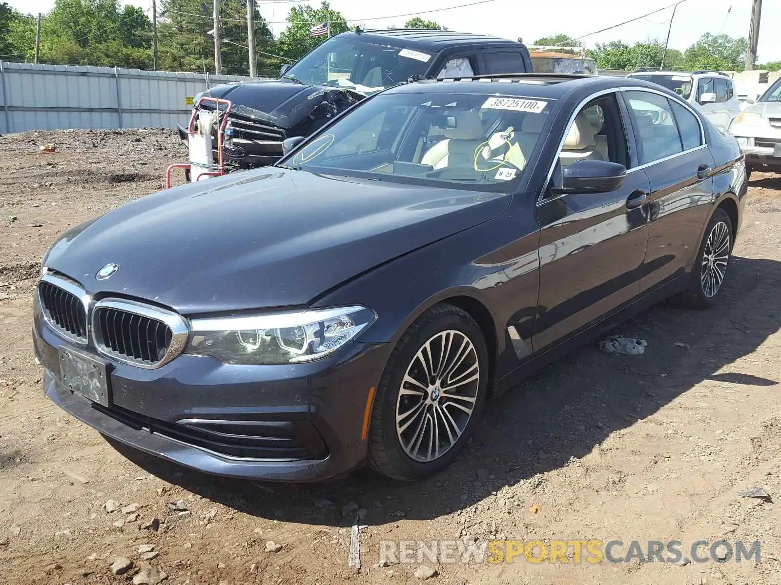 2 Photograph of a damaged car WBAJE7C57KWD53986 BMW 5 SERIES 2019