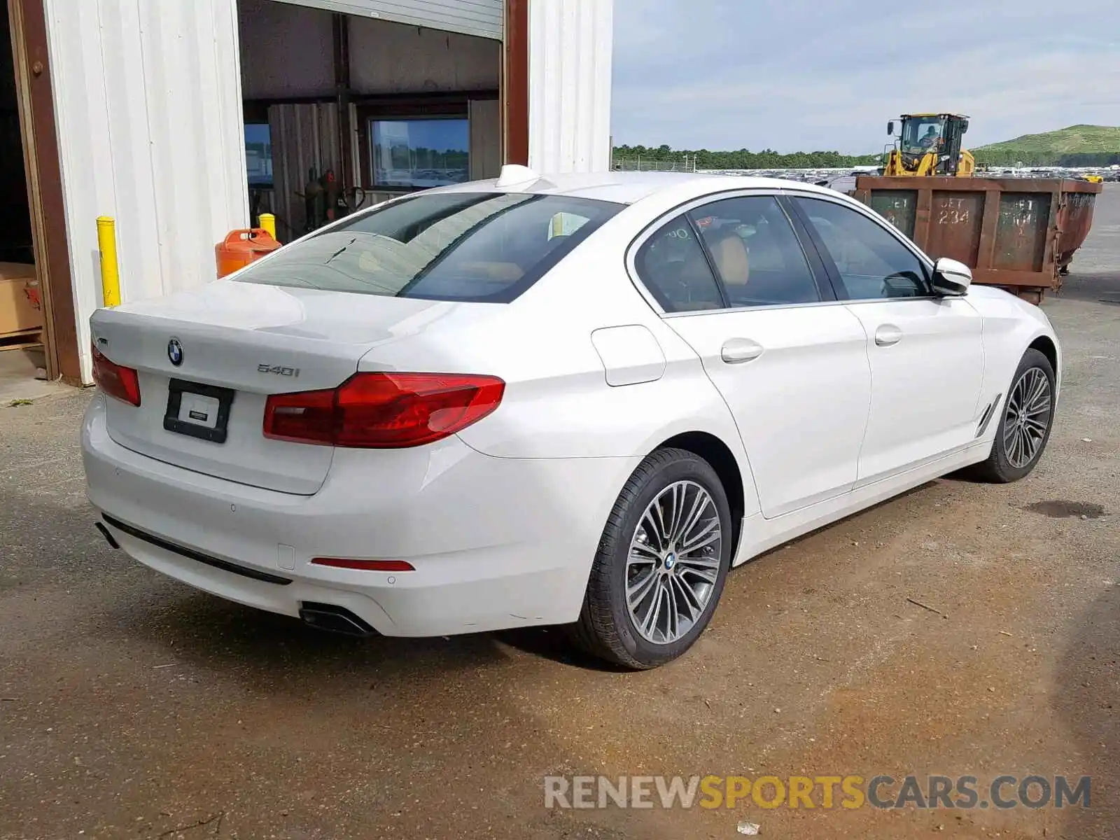 4 Photograph of a damaged car WBAJE7C57KWW01196 BMW 5 SERIES 2019