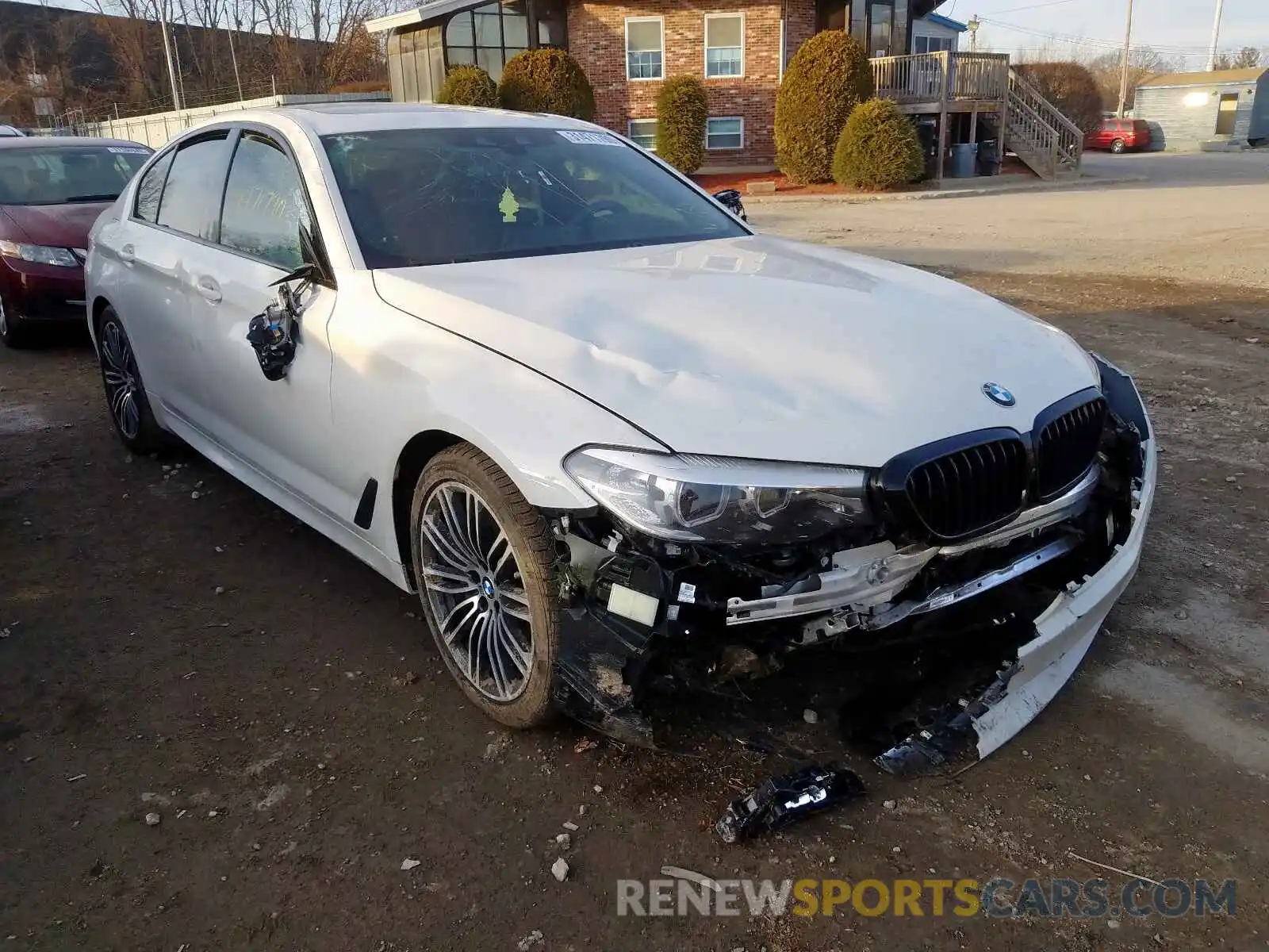 1 Photograph of a damaged car WBAJE7C57KWW33419 BMW 5 SERIES 2019