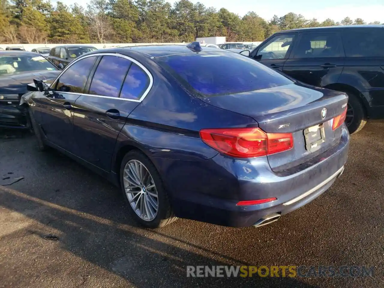 3 Photograph of a damaged car WBAJE7C58KWW11400 BMW 5 SERIES 2019