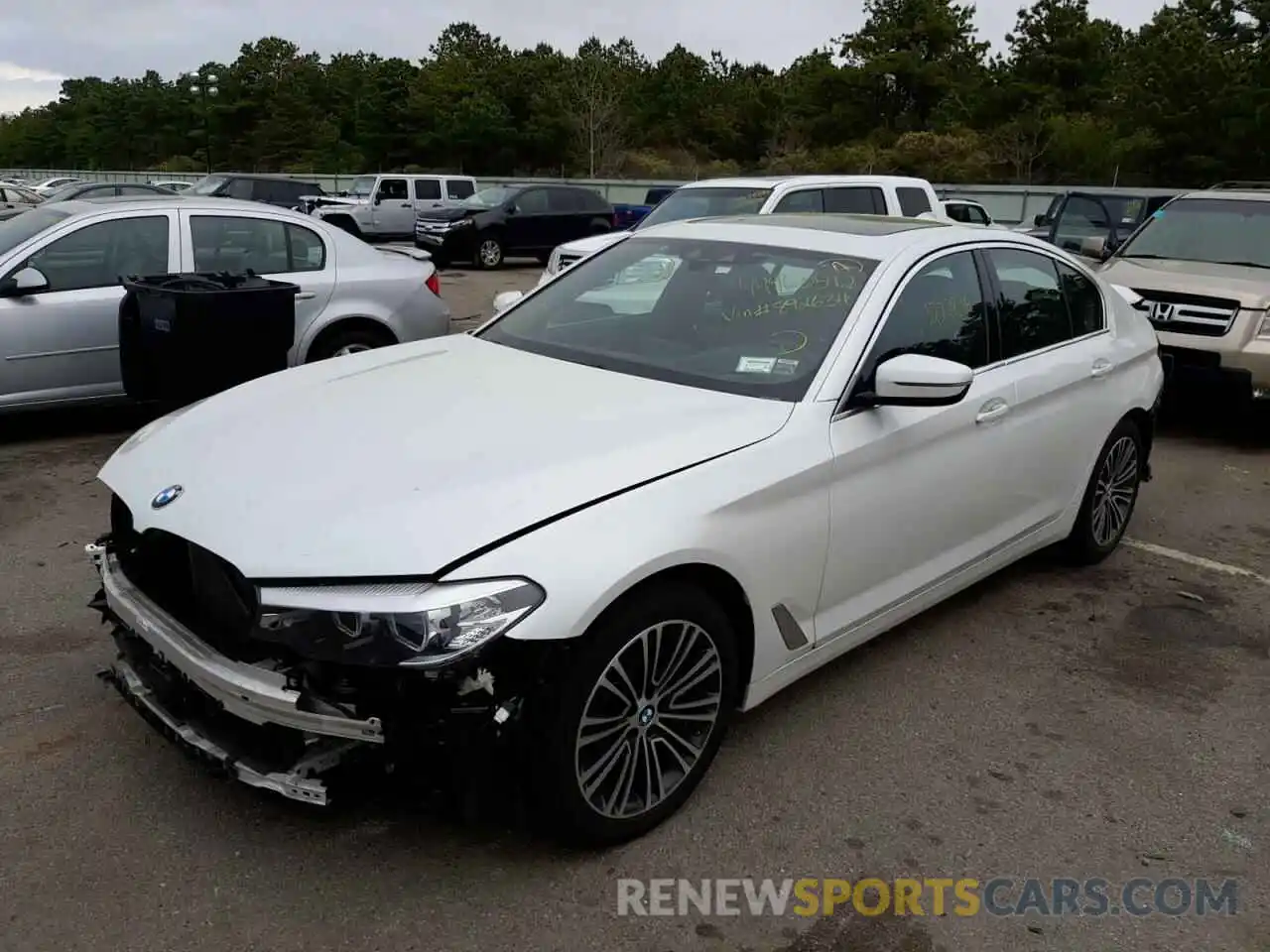 2 Photograph of a damaged car WBAJE7C59KG892634 BMW 5 SERIES 2019