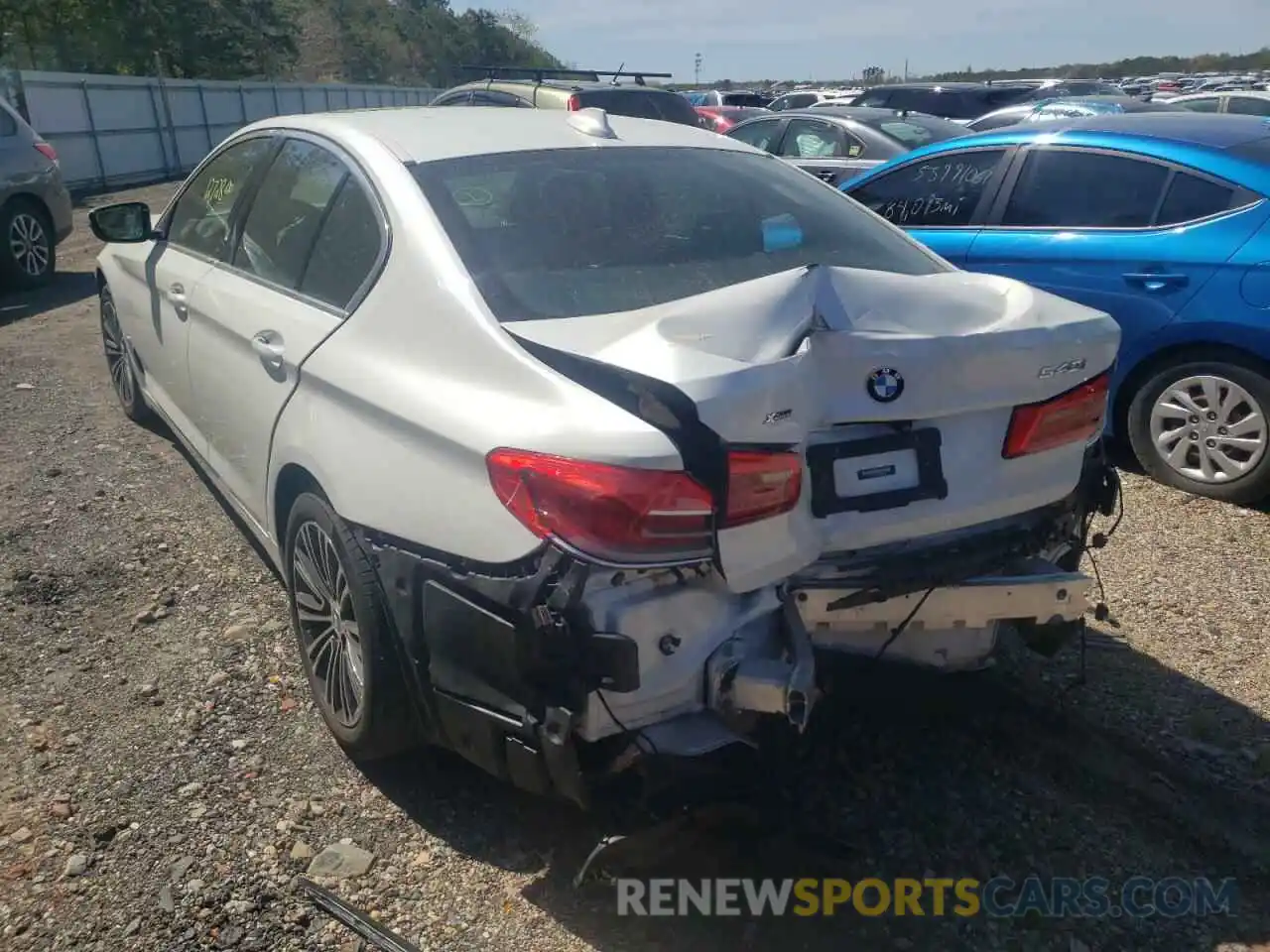 3 Photograph of a damaged car WBAJE7C59KG892634 BMW 5 SERIES 2019