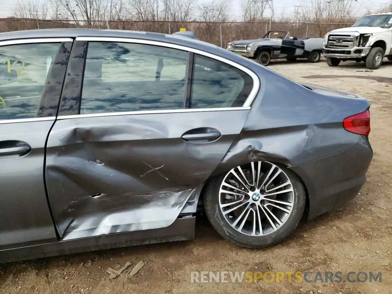 9 Photograph of a damaged car WBAJE7C59KG892746 BMW 5 SERIES 2019