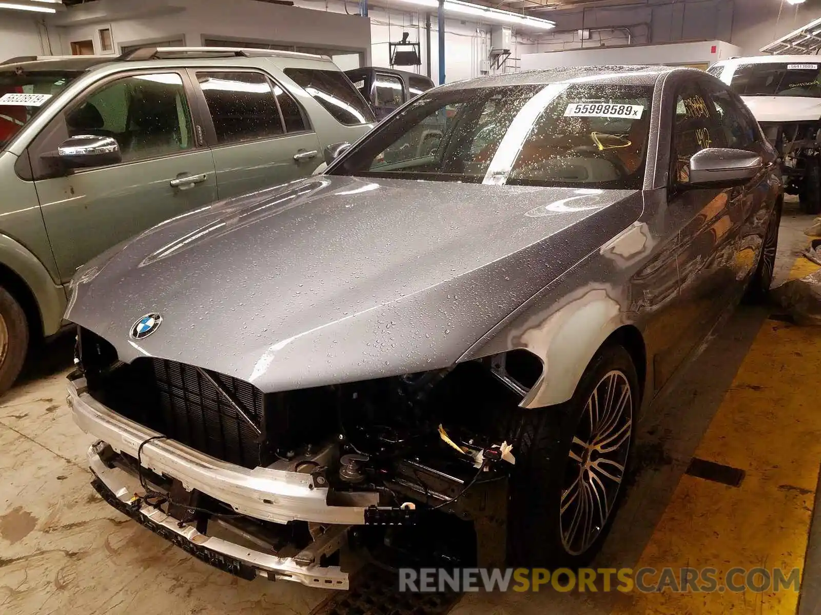 2 Photograph of a damaged car WBAJE7C59KG893282 BMW 5 SERIES 2019