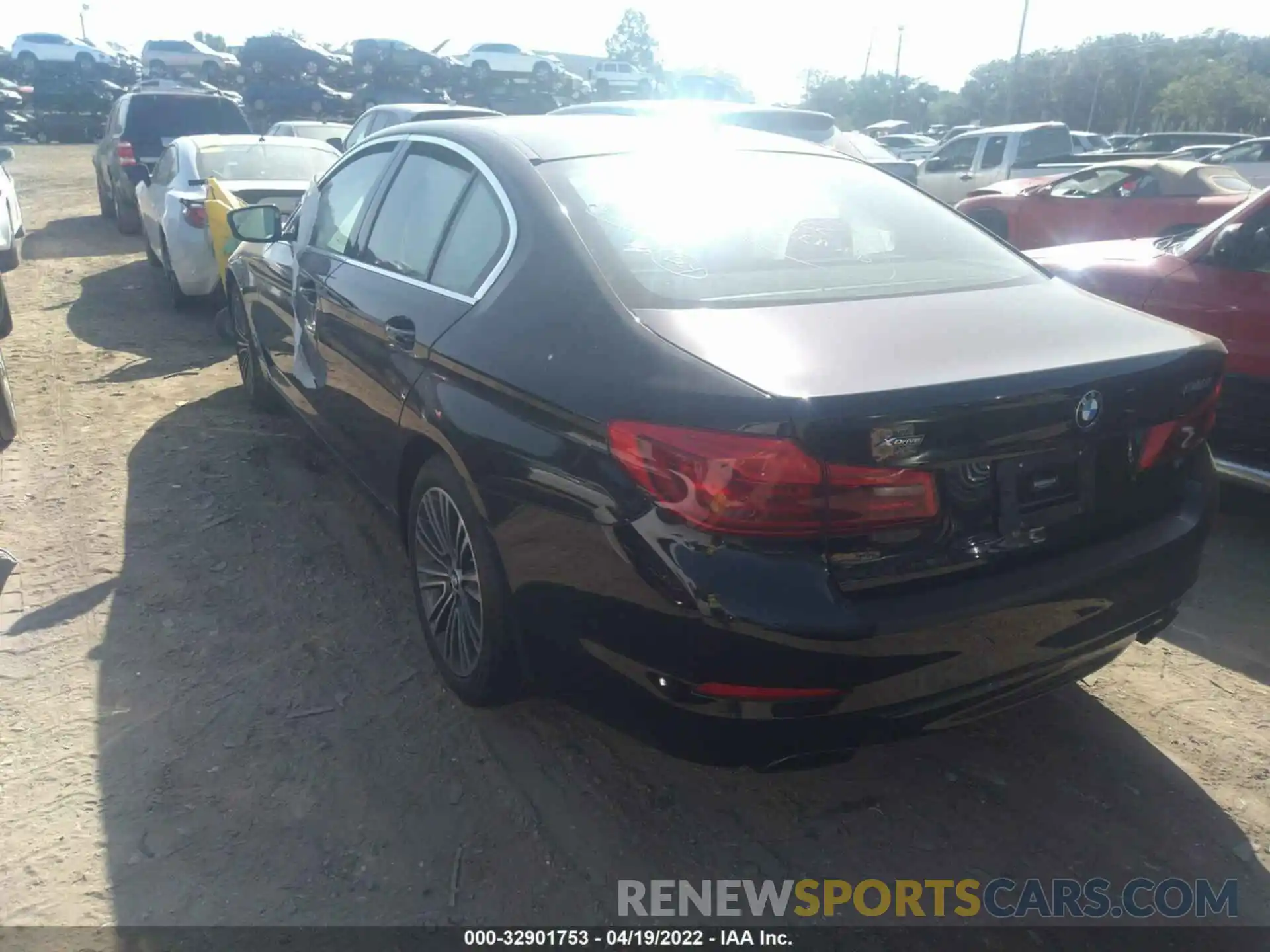 3 Photograph of a damaged car WBAJE7C59KWW15651 BMW 5 SERIES 2019