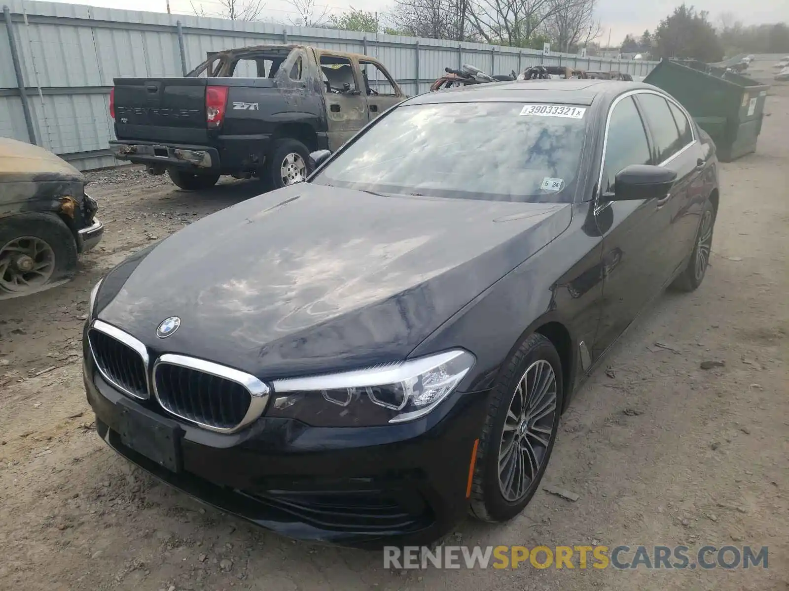 2 Photograph of a damaged car WBAJE7C59KWW17996 BMW 5 SERIES 2019