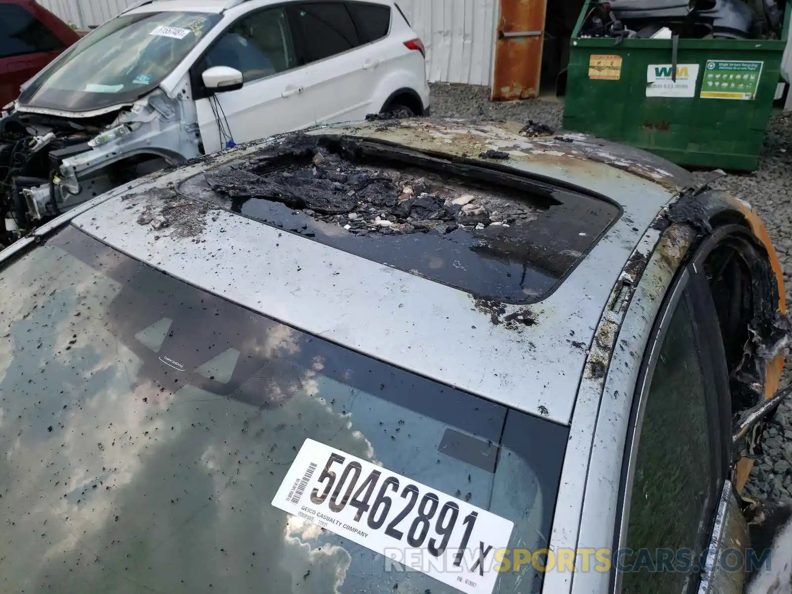 10 Photograph of a damaged car WBAJE7C59KWW19067 BMW 5 SERIES 2019