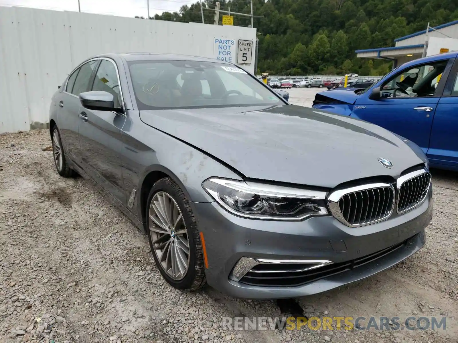 1 Photograph of a damaged car WBAJE7C5XKWW05016 BMW 5 SERIES 2019