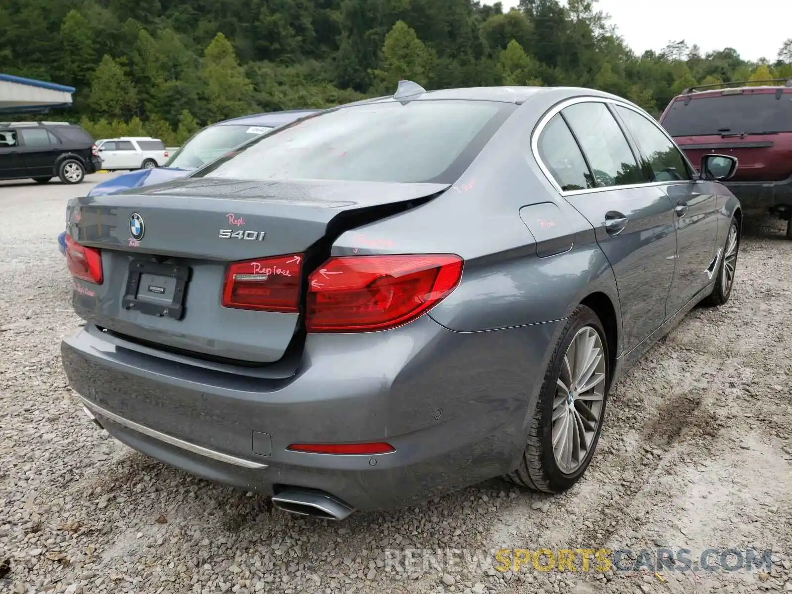 4 Photograph of a damaged car WBAJE7C5XKWW05016 BMW 5 SERIES 2019