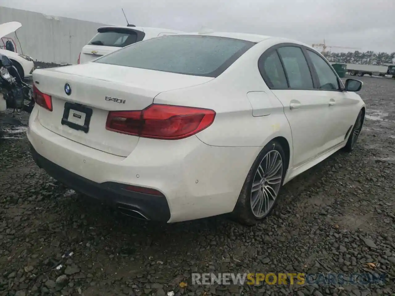 4 Photograph of a damaged car WBAJE7C5XKWW08207 BMW 5 SERIES 2019