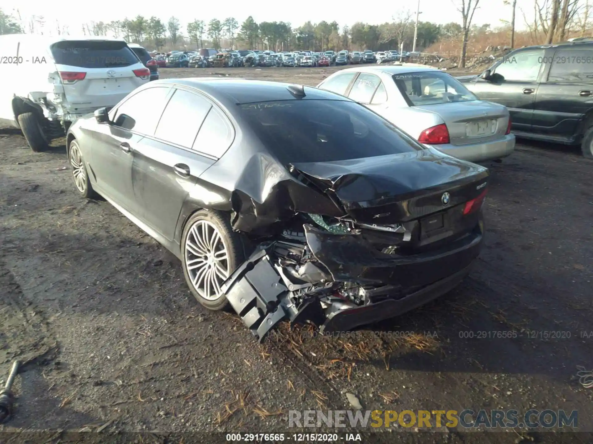 3 Photograph of a damaged car WBAJE7C5XKWW12791 BMW 5 SERIES 2019
