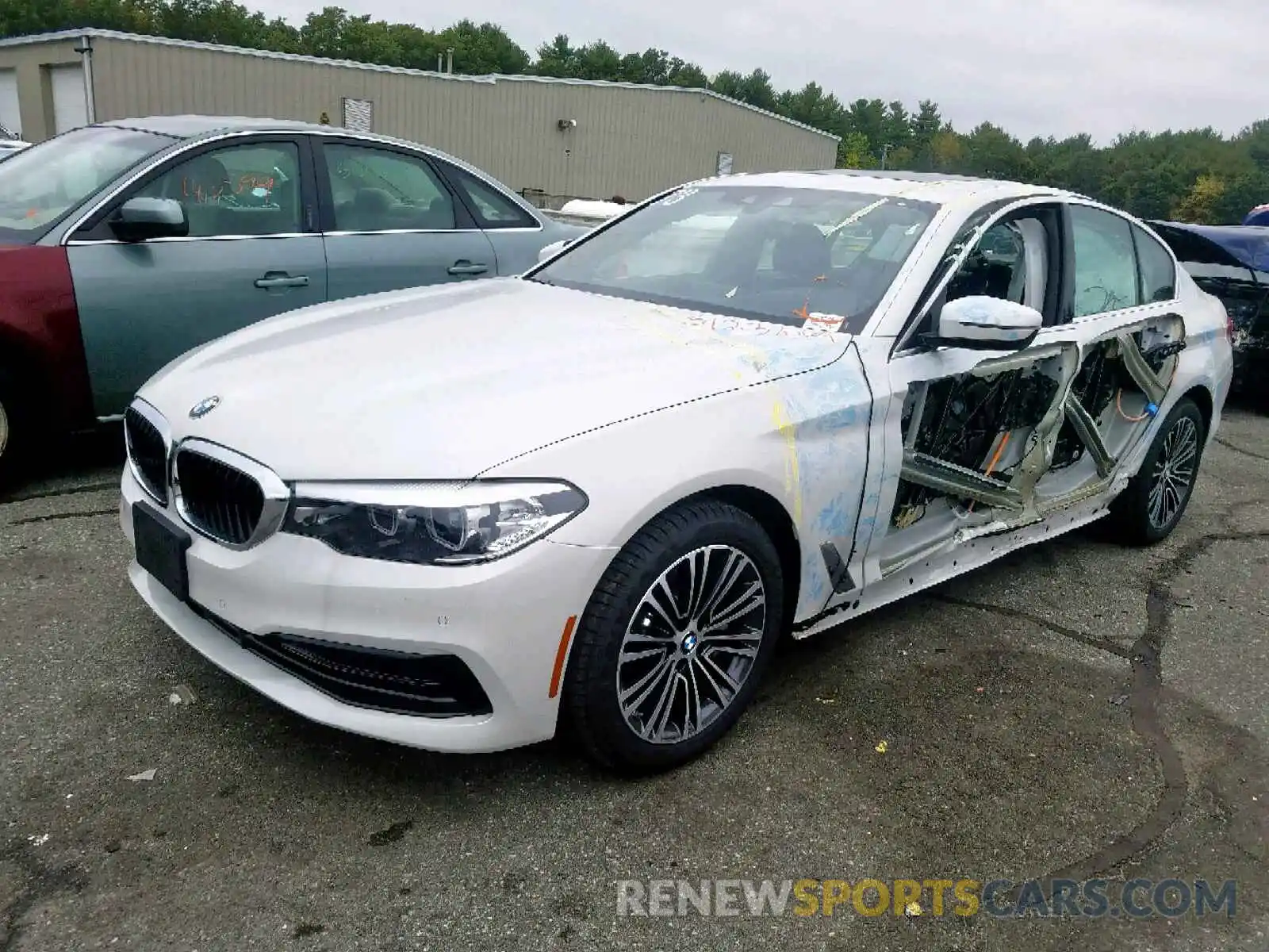 2 Photograph of a damaged car WBAJE7C5XKWW33415 BMW 5 SERIES 2019