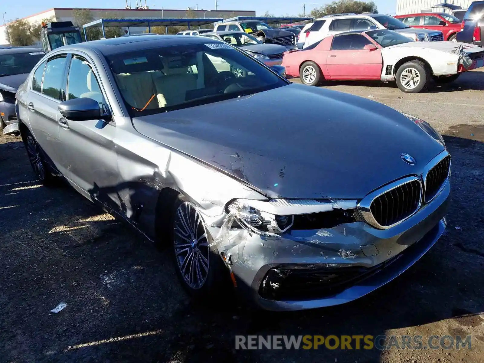 1 Фотография поврежденного автомобиля WBAJA9C00LCD35179 BMW 5 SERIES 2020