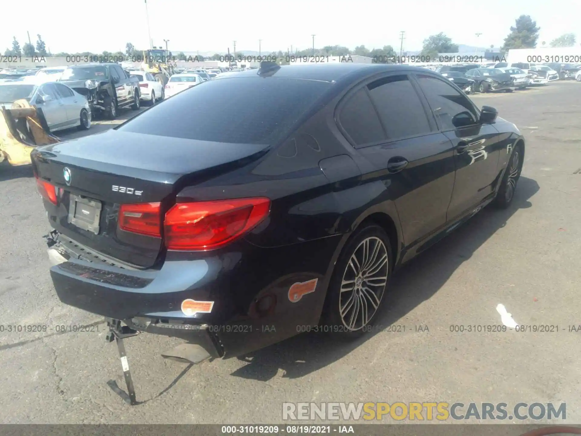 4 Photograph of a damaged car WBAJA9C05LCD27482 BMW 5 SERIES 2020