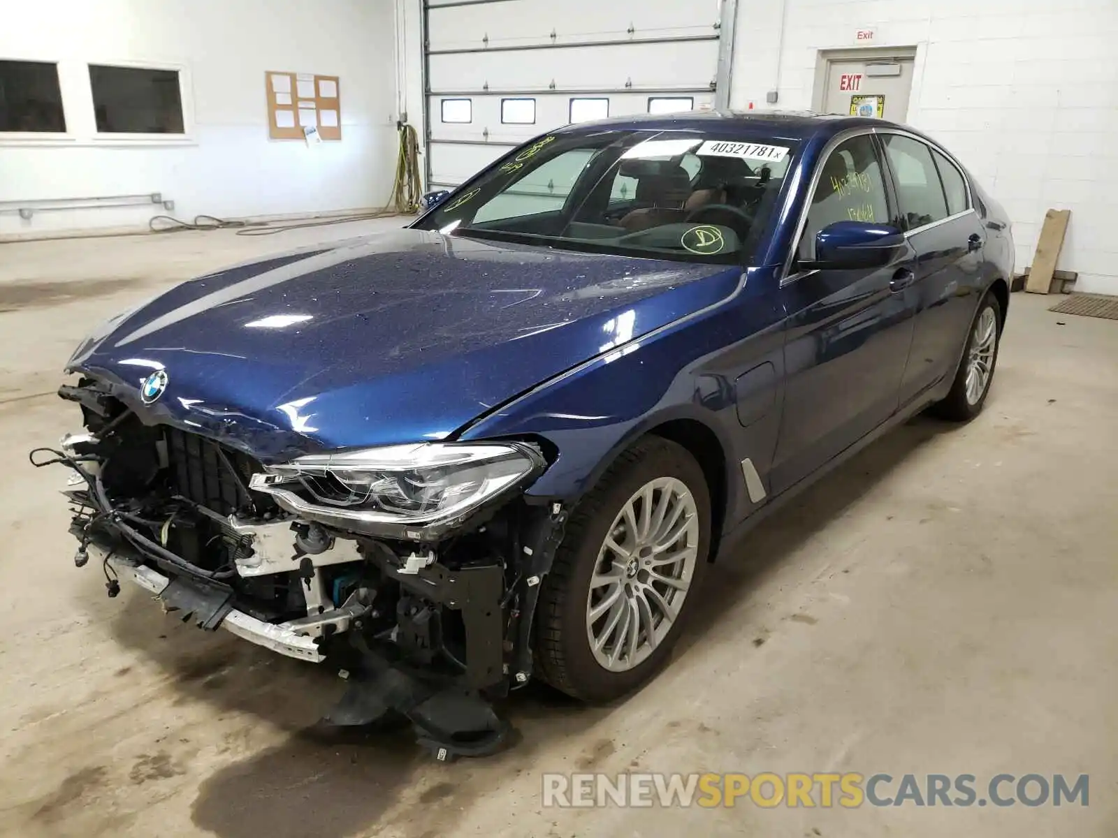 2 Photograph of a damaged car WBAJB1C05LCD52378 BMW 5 SERIES 2020