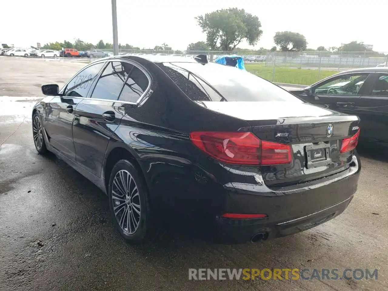 3 Photograph of a damaged car WBAJB1C07LCE10734 BMW 5 SERIES 2020